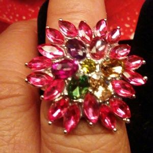 🌺💗AMAZING!/RED,FLOWER,/RING,SZE,6💕💗🌺